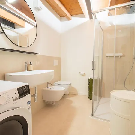 Apartment Duomo View - 200 Meters From Subway