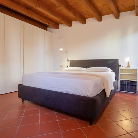 Duomo View - 200 Meters From Subway Apartment *