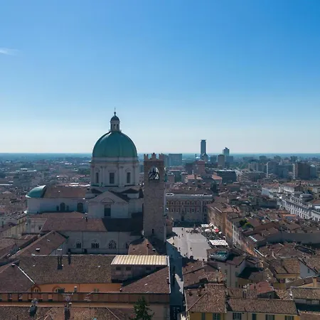 Apartment Duomo View - 200 Meters From Subway