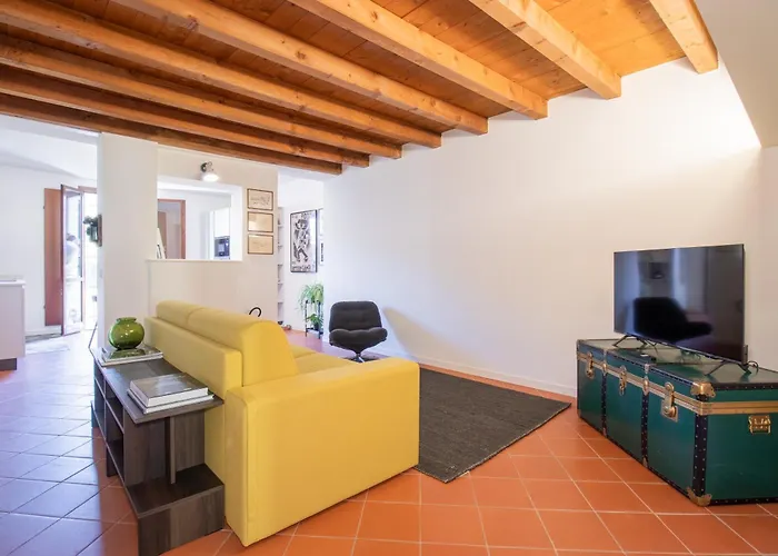 Duomo View - 200 Meters From Subway * Brescia