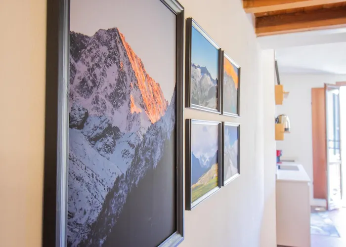 Duomo View - 200 Meters From Subway Appartamento